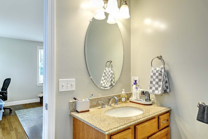 More Photos Of 183-191 Washington Rd, Barrington Apartments For Sale