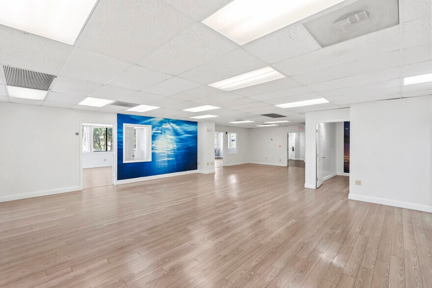 More Photos Of 3201 Griffin Rd, Fort Lauderdale Loft Creative Space For Lease