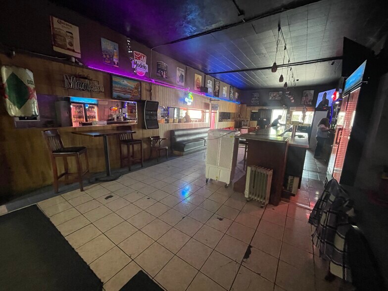 More Photos Of 8554 Washington Blvd, Culver City Bar For Sale