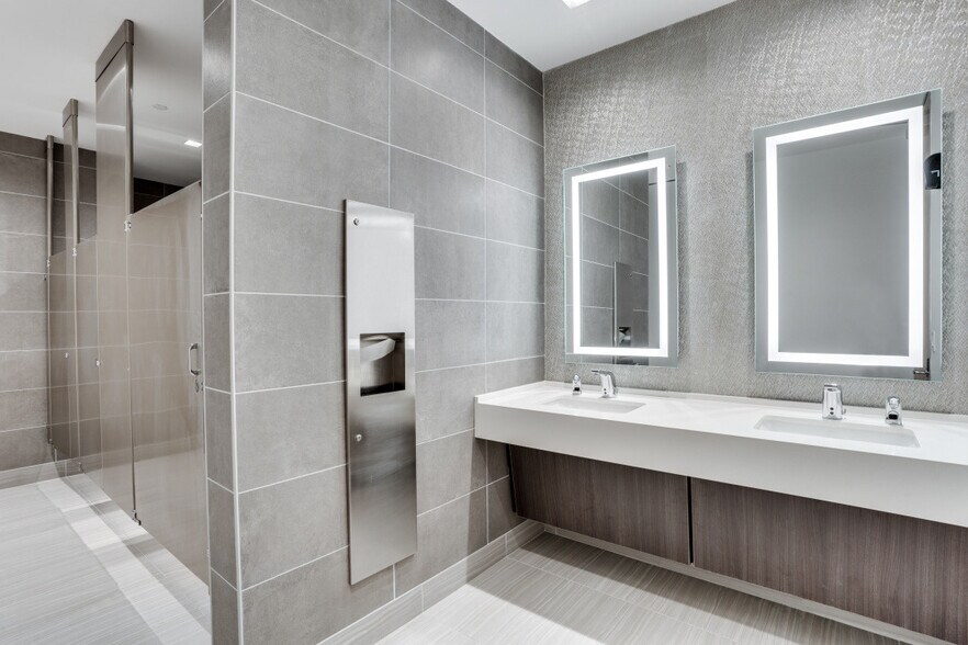 More Photos Of 3131 McKinney Ave, Dallas Office For Lease