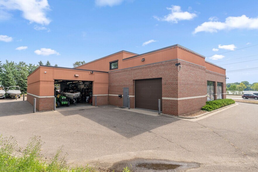 More Photos Of 720 Galpin Lake Rd, Excelsior Freestanding For Sale