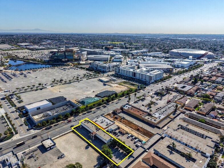 More Photos Of 945 S Prairie Ave, Inglewood Storefront Retail Office For Sale