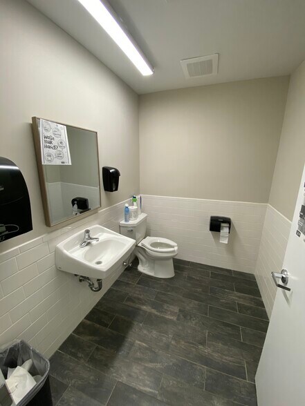 More Photos Of 280 Moody St, Ludlow Flex For Lease