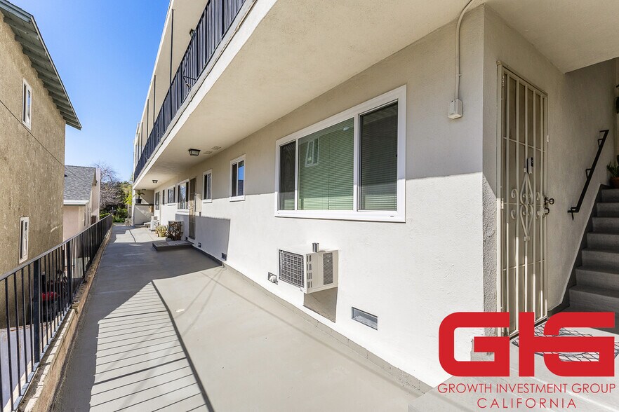 More Photos Of 1052 Elm Ave, Glendale Apartments For Sale