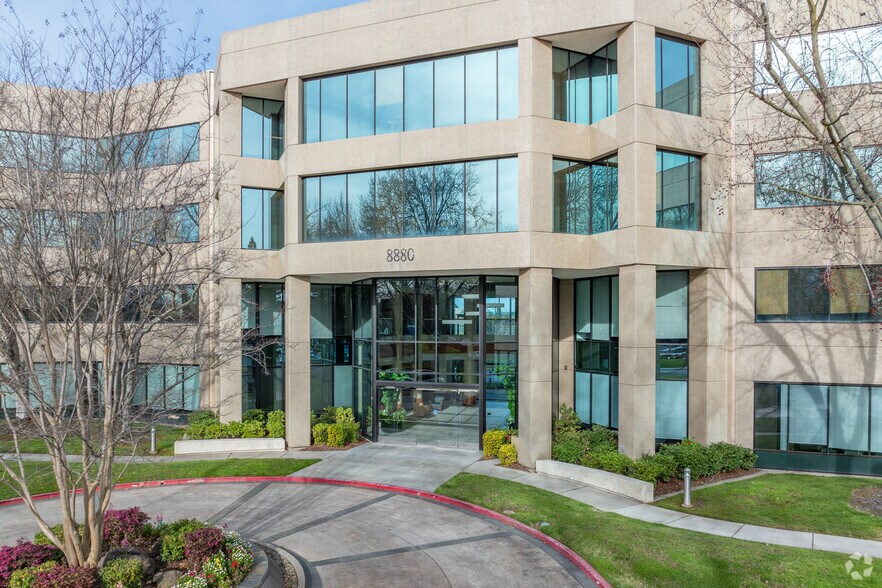 More Photos Of 8880 Cal Center Dr, Sacramento Office For Lease