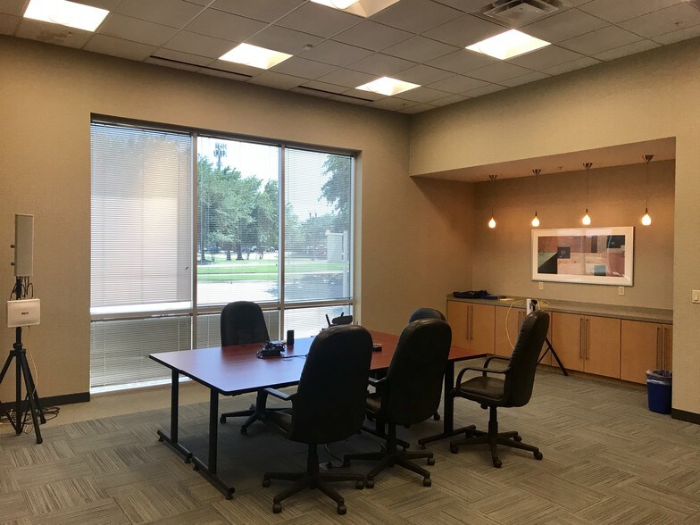 More Photos Of 3301 Matrix Dr, Richardson Research And Development For Sale