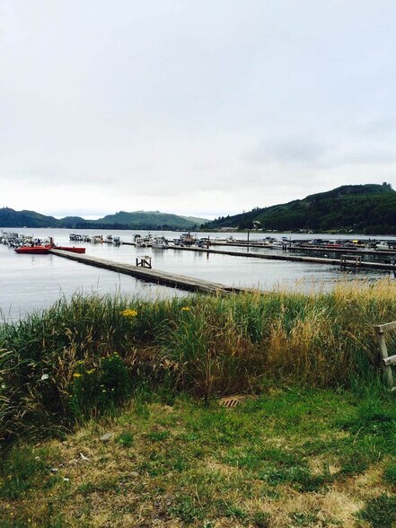 More Photos Of 291 Front St, Sekiu Hotel For Sale