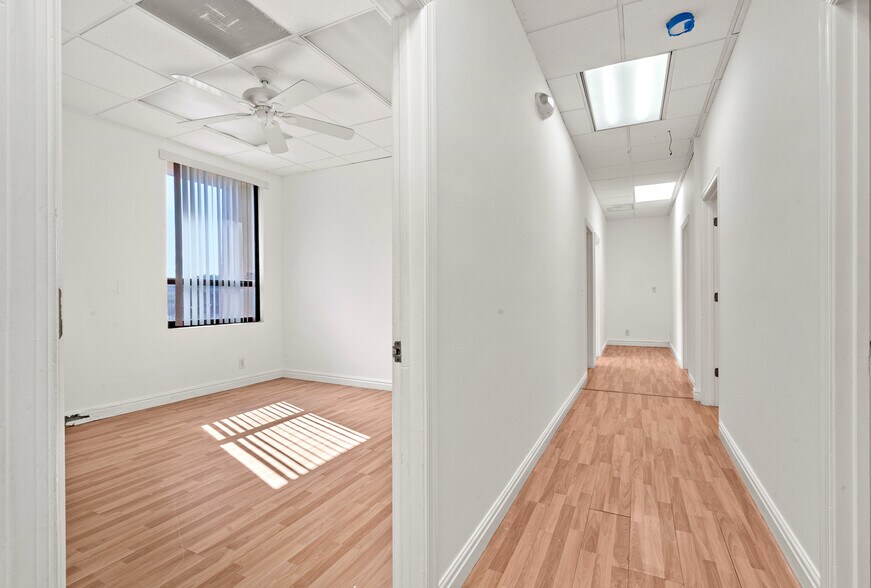 More Photos Of 3003 S Congress Ave, Lake Worth Medical For Sale