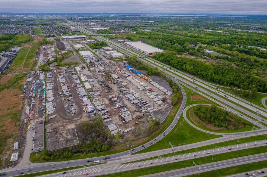 More Photos Of 5421 Bd Cléroux, Laval Land For Sale