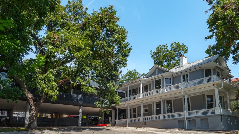More Photos Of 1616 Rio Grande St, Austin Office Residential For Sale