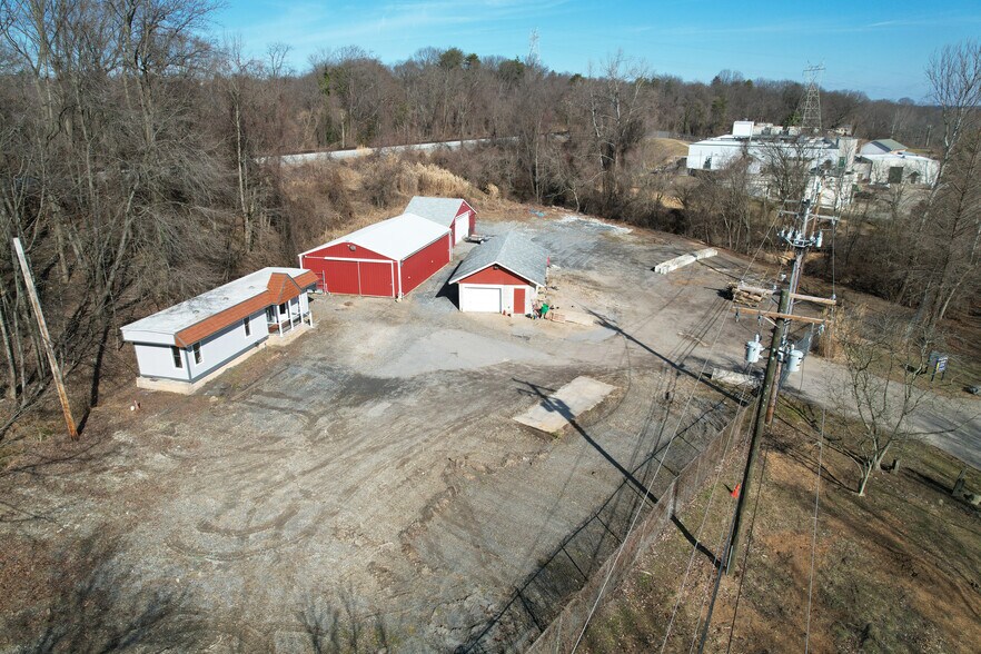 More Photos Of 6114 Race Rd, Elkridge Industrial For Sale