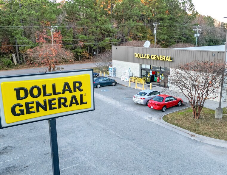 More Photos Of 10989 General Puller Hwy, Hartfield Freestanding For Sale