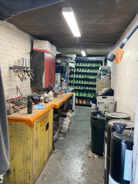 More Photos Of 875 Broadway, Newark Service For Lease