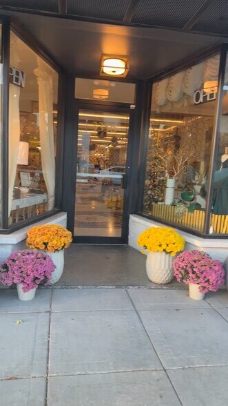 Primary Photo Of 3336 E Ridge Rd, Lansing General Retail For Lease