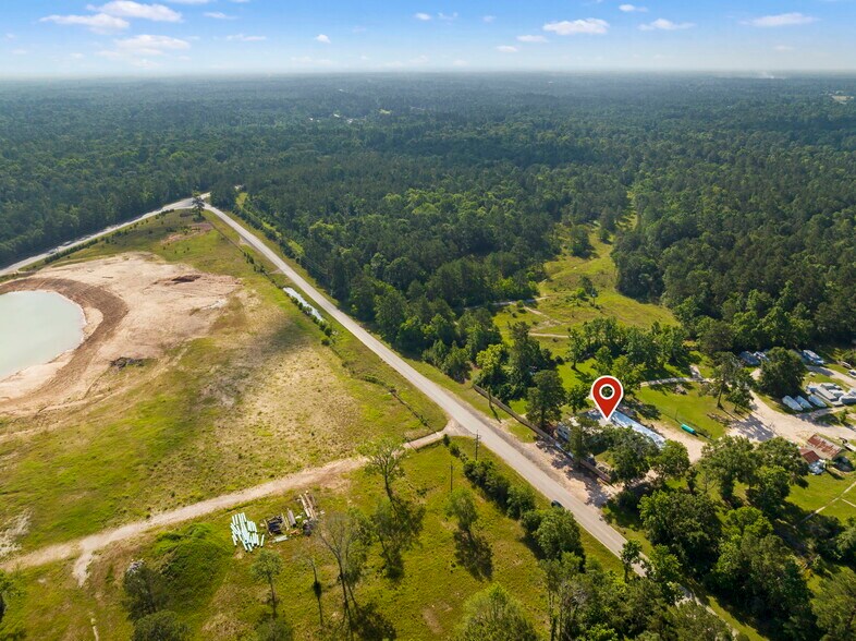 More Photos Of 13568 Oil Field Rd, Conroe Office Residential For Lease