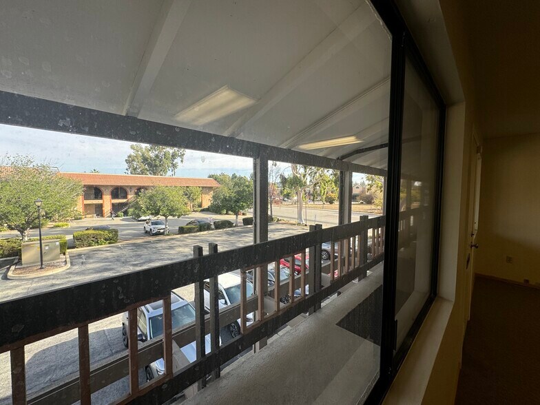 More Photos Of 451 W Bonita Ave, San Dimas Office For Lease