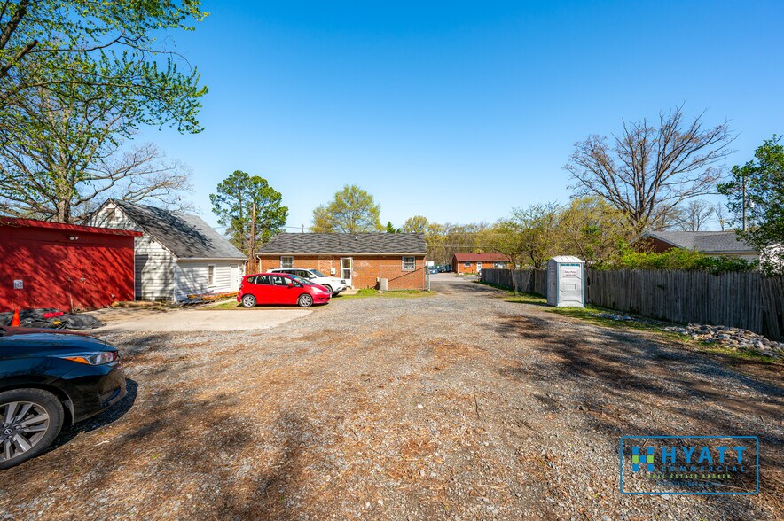 More Photos Of 7703 Poplar Hill Ln, Clinton Office Residential For Sale