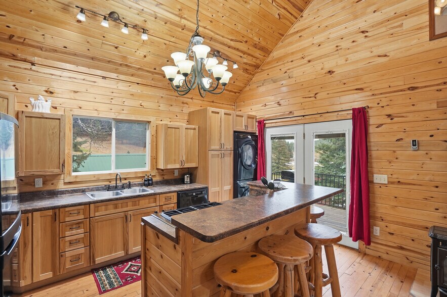 More Photos Of 21353 US HWY 385, Deadwood General Retail For Sale