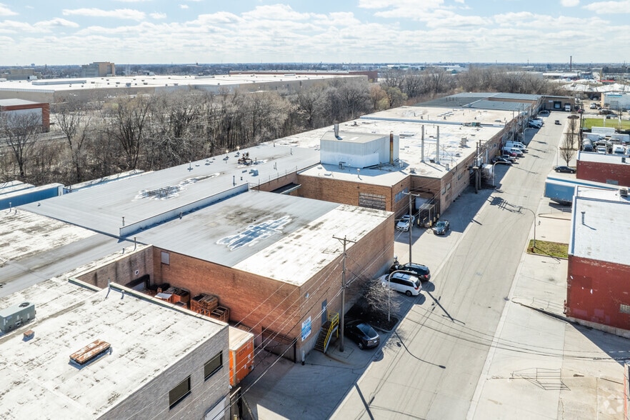 Primary Photo Of 2845 W 48th Pl, Chicago Warehouse For Lease