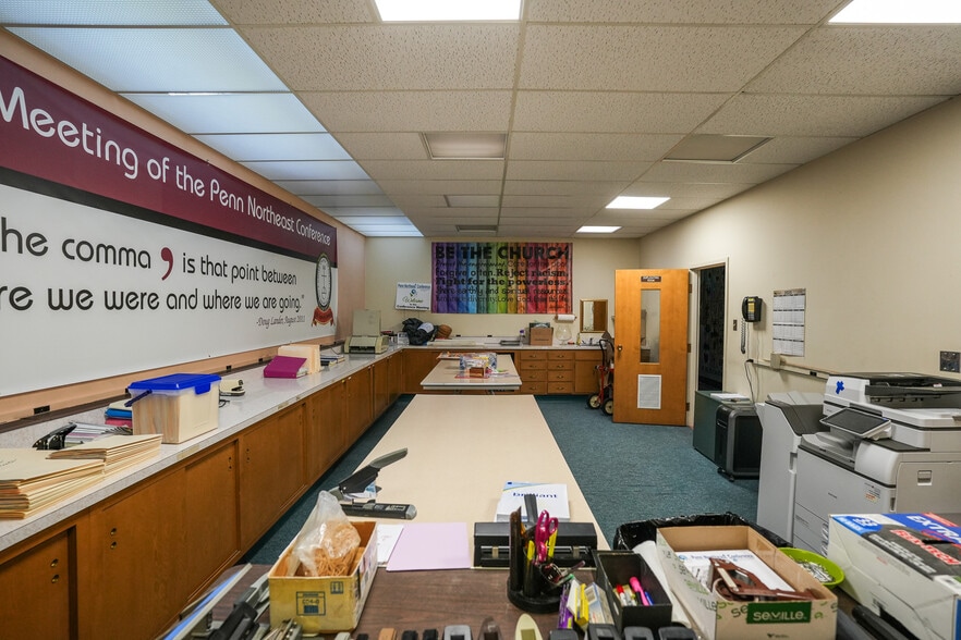 More Photos Of 431 Delaware Ave, Palmerton Office For Sale