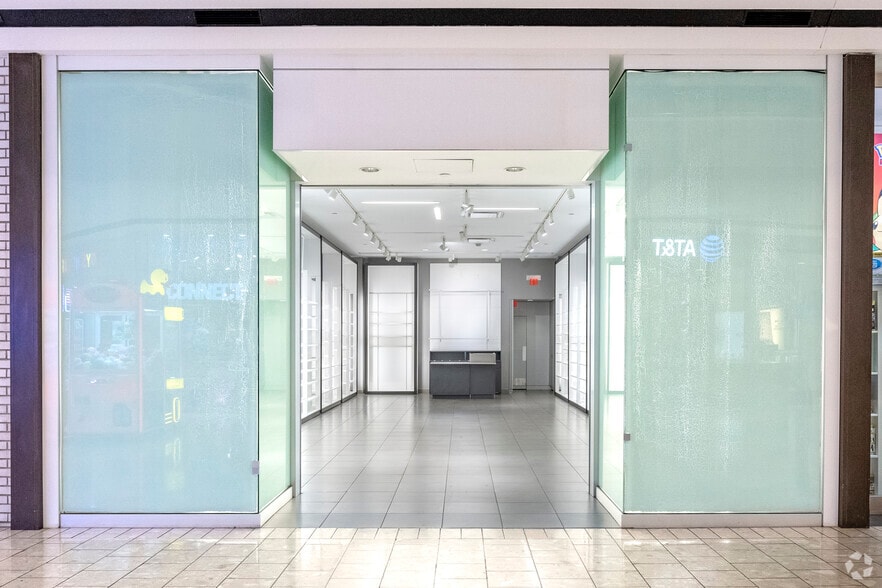 More Photos Of 100 Greyrock Pl, Stamford Unknown For Lease