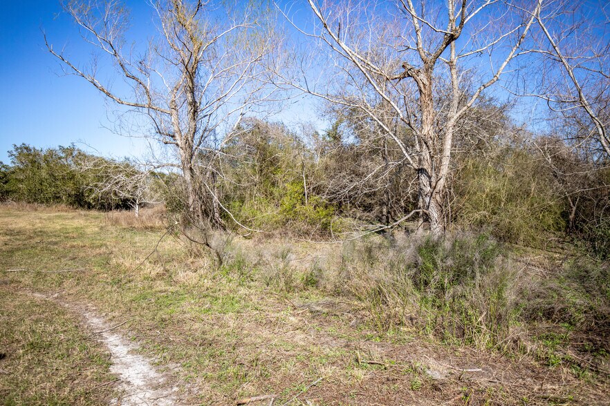 More Photos Of 6498 Highway 35 North, Rockport Land For Sale