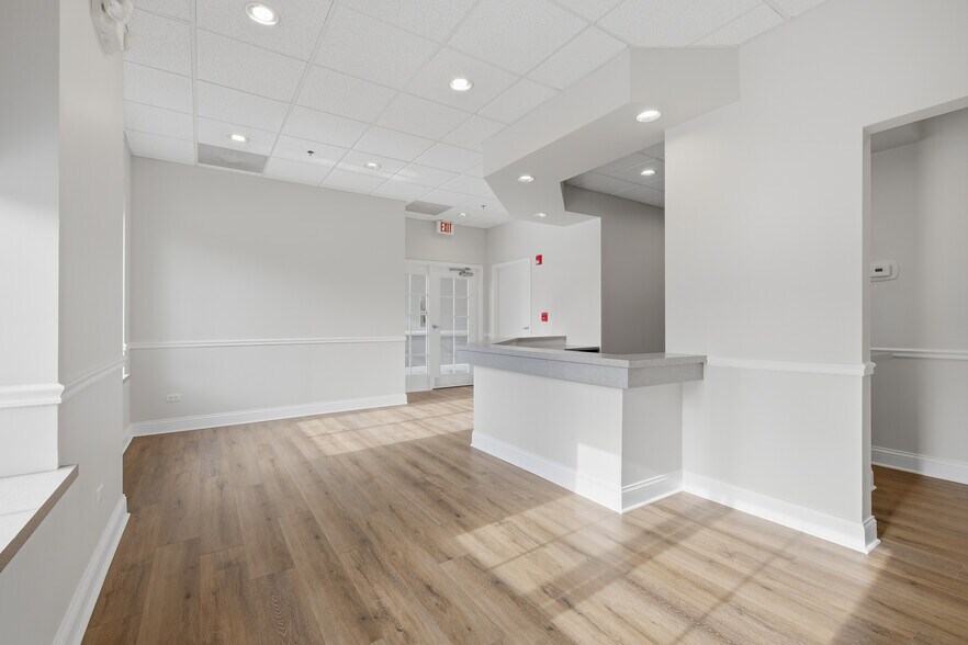 More Photos Of 6475 Washington St, Gurnee Medical For Sale