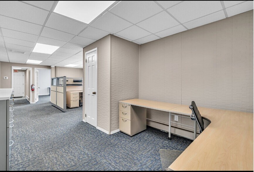 More Photos Of 141 W Main St, Rockaway Service Station For Lease