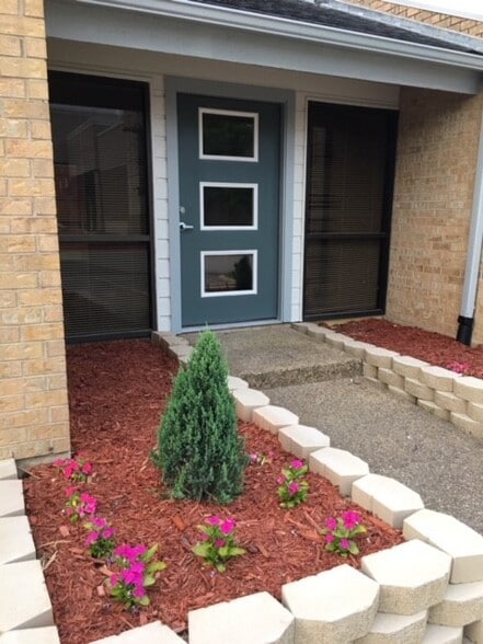 More Photos Of 4411 Old Bullard Rd, Tyler Office For Lease