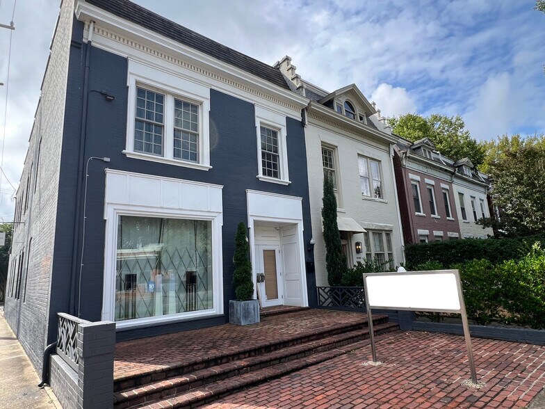 More Photos Of 3101 Ellwood Ave, Richmond Storefront Retail Office For Lease