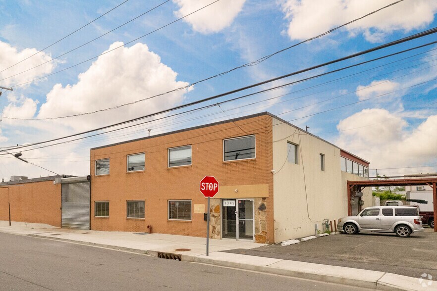 Primary Photo Of 3333-3345 Royal Ave, Oceanside Light Manufacturing For Lease