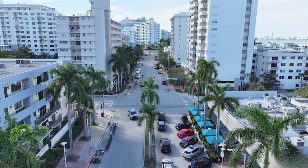 More Photos Of 1661 West Ave, Miami Beach Post Office For Sale