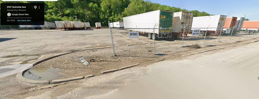More Photos Of 2101 Guinotte Ave, Kansas City Contractor Storage Yard For Lease