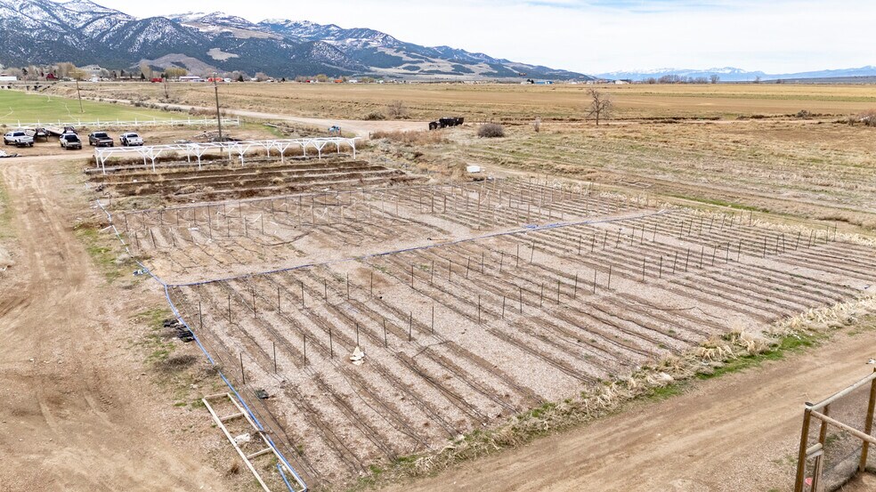 More Photos Of 700 N Center Street, Summit Land For Sale