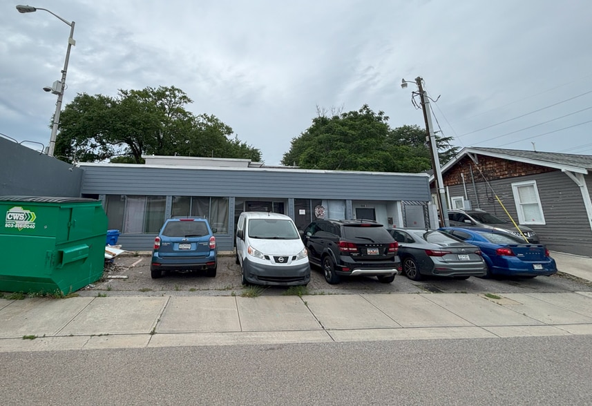 More Photos Of 806 Pavillion Ave, Columbia Freestanding For Sale