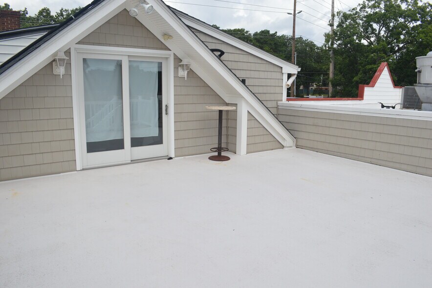 More Photos Of 364 E Main St, Tuckerton Restaurant For Sale
