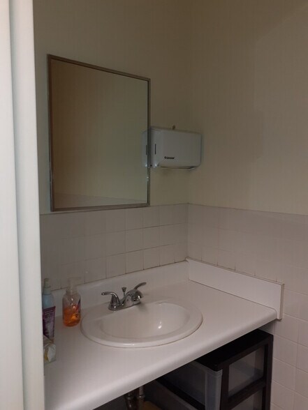 More Photos Of 505 NYS RTE 208, Monroe Office For Sale