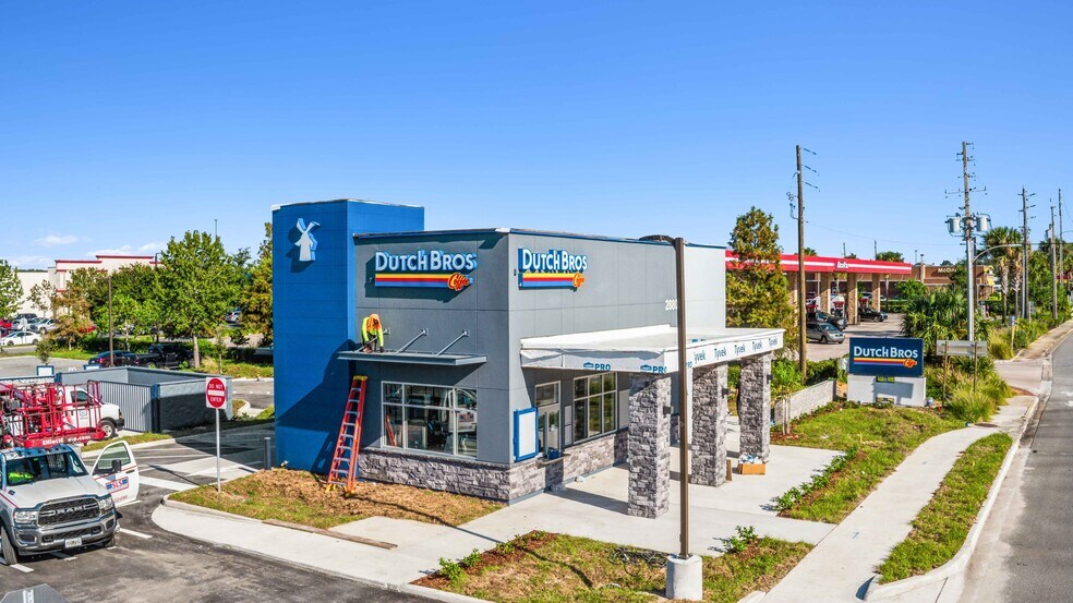 Primary Photo Of 2880 S Bay St, Eustis Freestanding For Sale