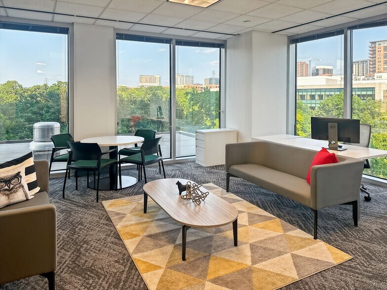 More Photos Of 2911 Turtle Creek Blvd, Dallas Coworking Space