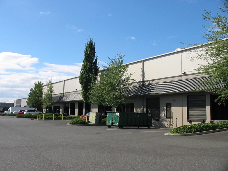 More Photos Of 2119 SE Columbia Way, Vancouver Unknown For Lease