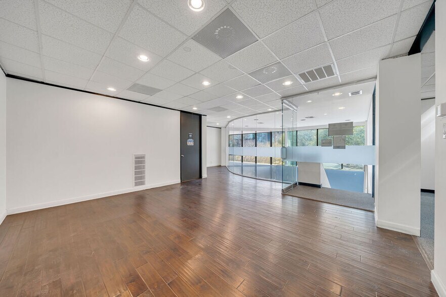 More Photos Of 4242 Medical Dr, San Antonio Medical For Sale