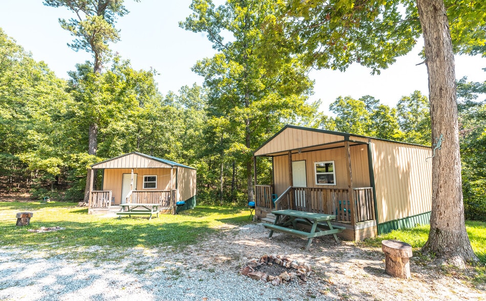 More Photos Of 11726 Highway K, Jadwin Hotel For Sale