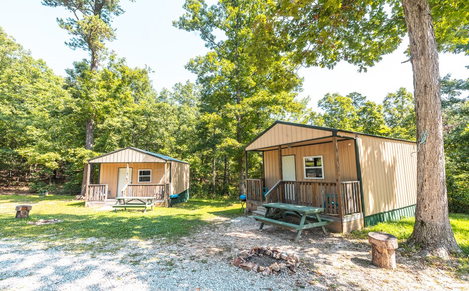 More Photos Of 11726 Highway K, Jadwin Hotel For Sale