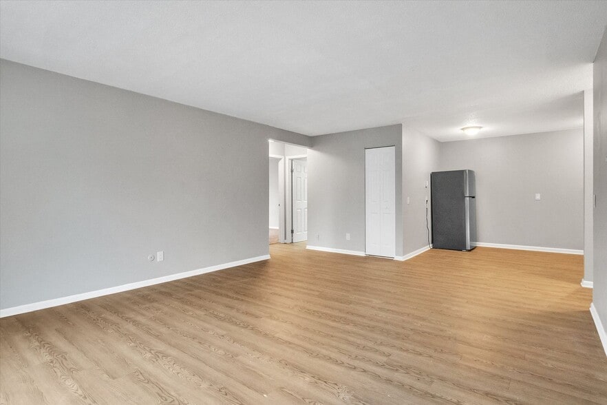 More Photos Of 814-816 W Walnut St, Kalamazoo Apartments For Sale