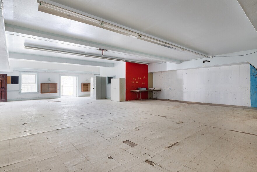 More Photos Of 24 W Union St, Kingston Religious Facility For Sale