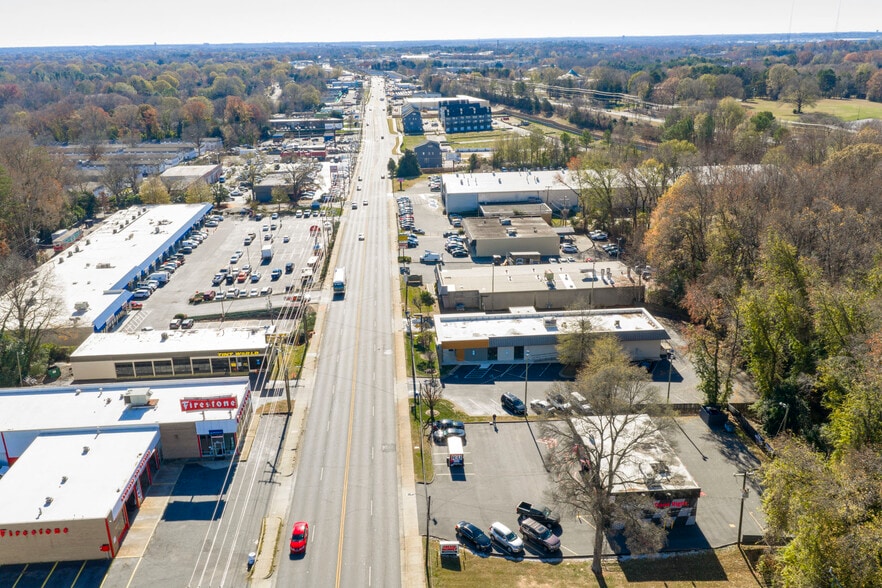 More Photos Of 6324 South Blvd, Charlotte Auto Repair For Sale