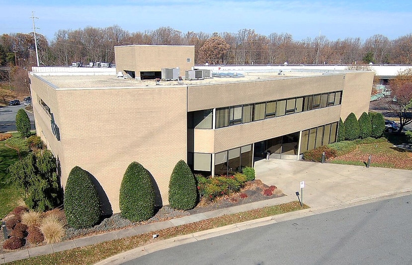 Primary Photo Of 5803 Rolling Rd, Springfield Office For Lease