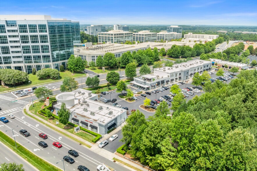 Primary Photo Of 11324 N Community House Rd, Charlotte Storefront For Lease