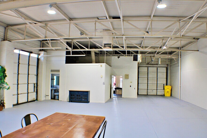 More Photos Of 1500 Wyoming Ave, El Paso Auto Repair For Lease