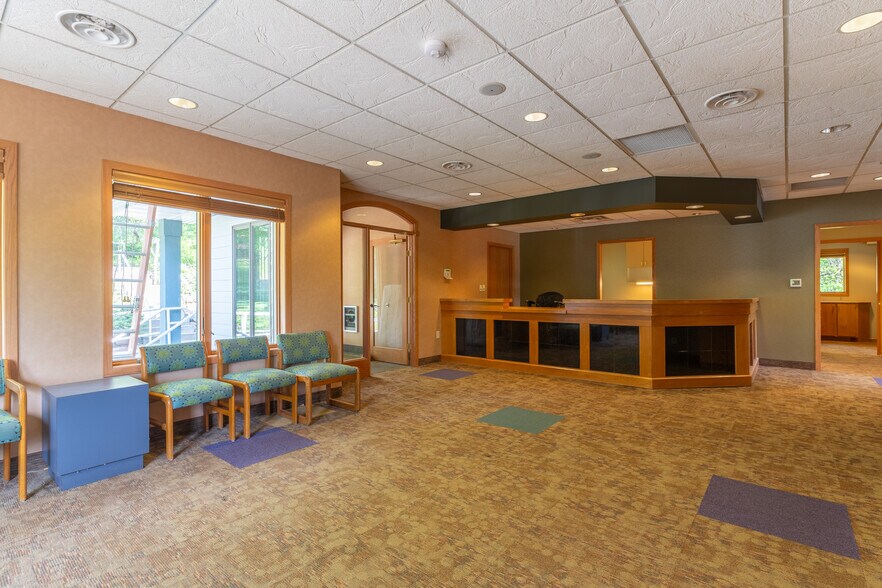 Primary Photo Of 307 N Washington St, Saint Croix Falls Office For Sale